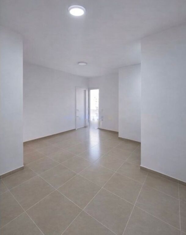 EXCLUSIVE SHITET APARTAMENT 1+1 ME POST PARKIMI NË RRUGËN E KOSOVARËVE!