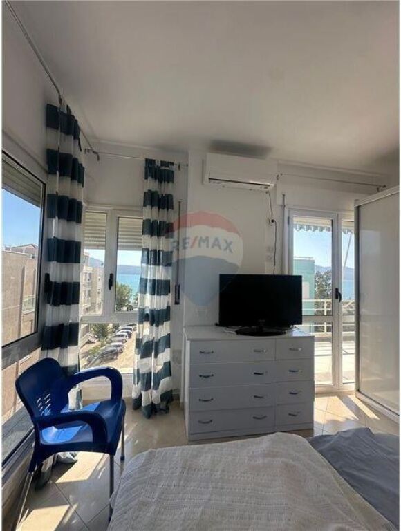 Apartament 1+ 1 me pamje nga deti