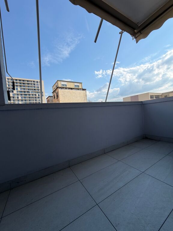 Apartments 1+1 for Rent. 📍 Durrës Street Behind Qemal Stafa School