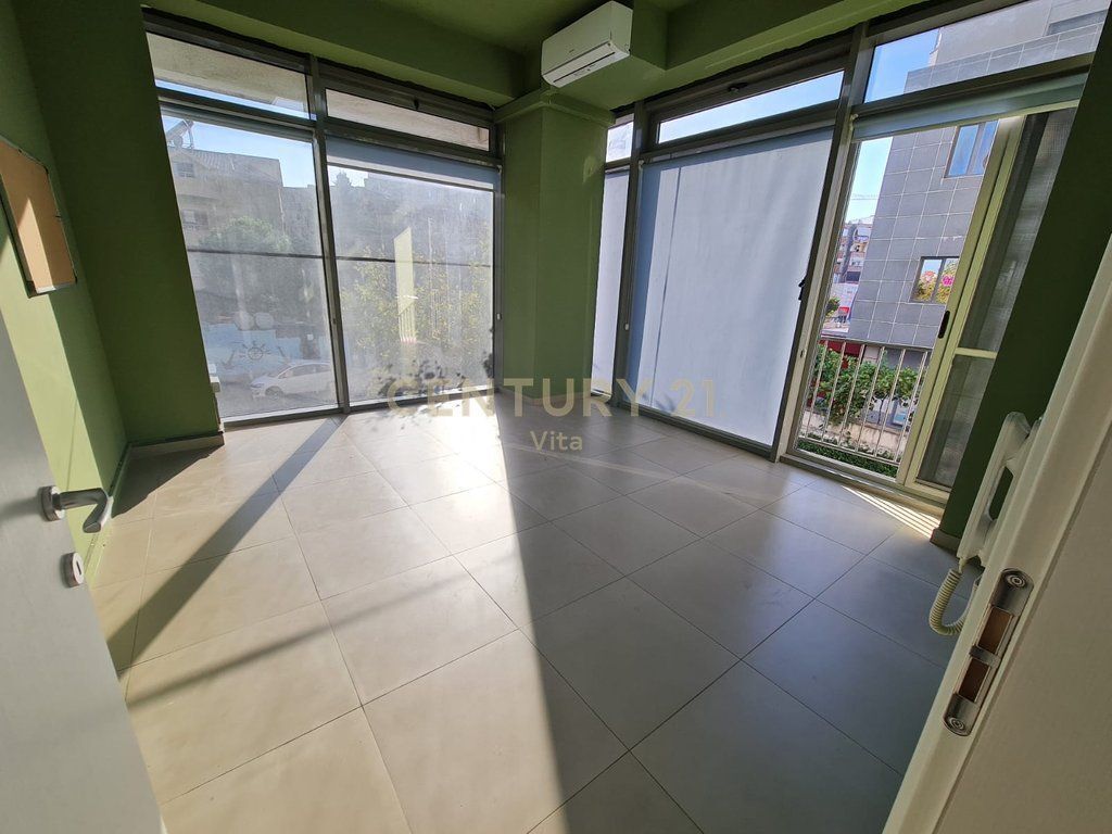 Shitet Hapesire Biznesi në Durrës, "Port View" !