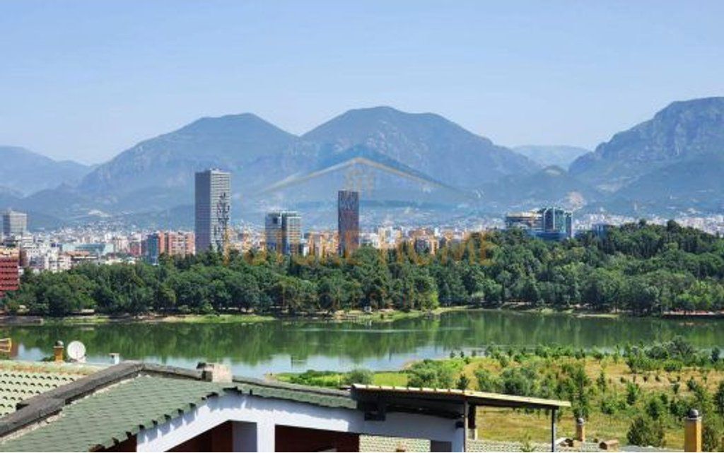 In vendita, 2 Appartamenti, Lago Secco