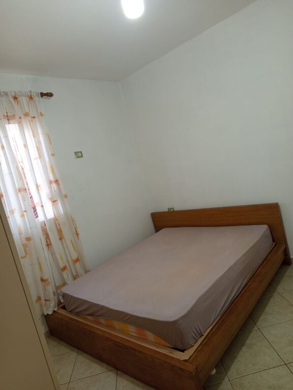 APARTMENT 1+1. 30000 LEKE. 5 MAJI STREET. NEAR ODA BAR