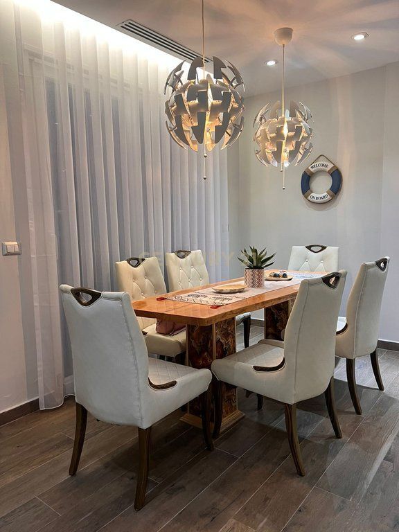 Shitet Vilë Luksoze me Pishinë në Kompleksin "Lura 3", Gjiri i Lalzit !