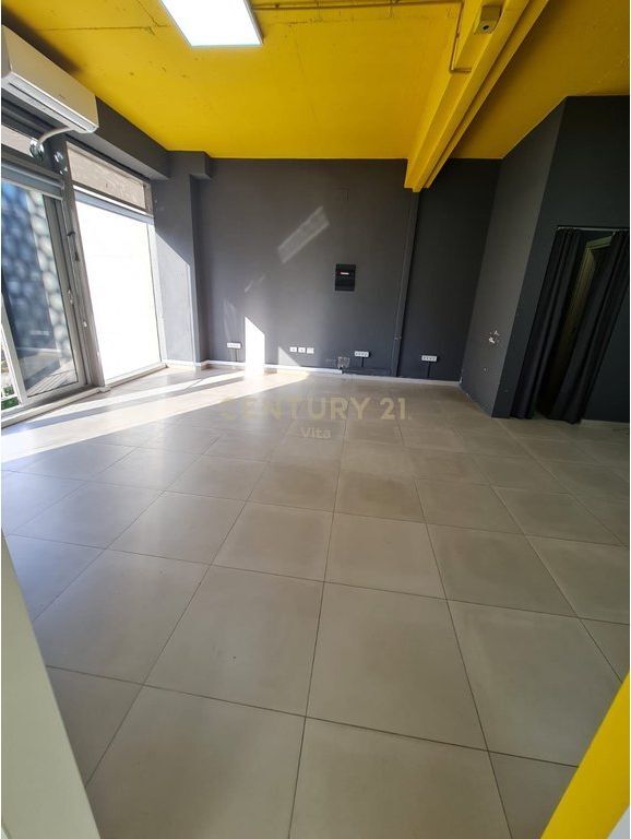 Shitet Hapesire Biznesi në Durrës, "Port View" !