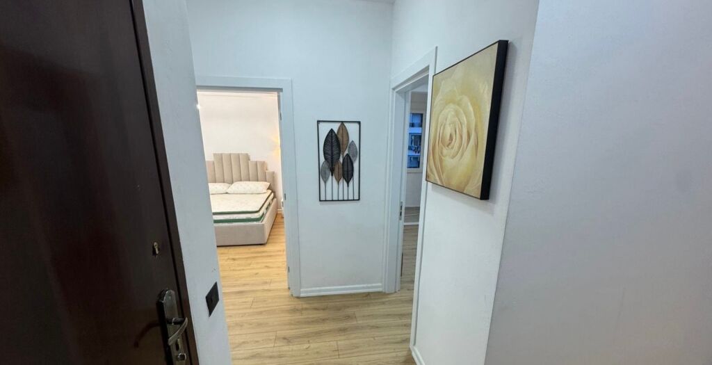 Apartament për qera