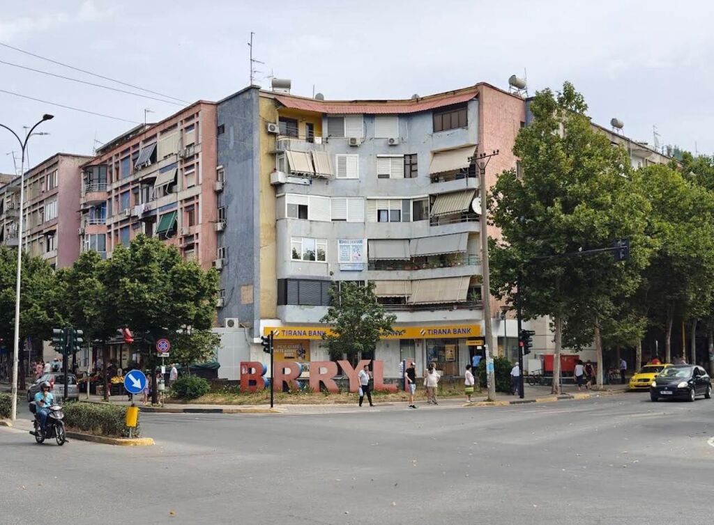 Apartment 1+1 for sale Brrylit Crossroad