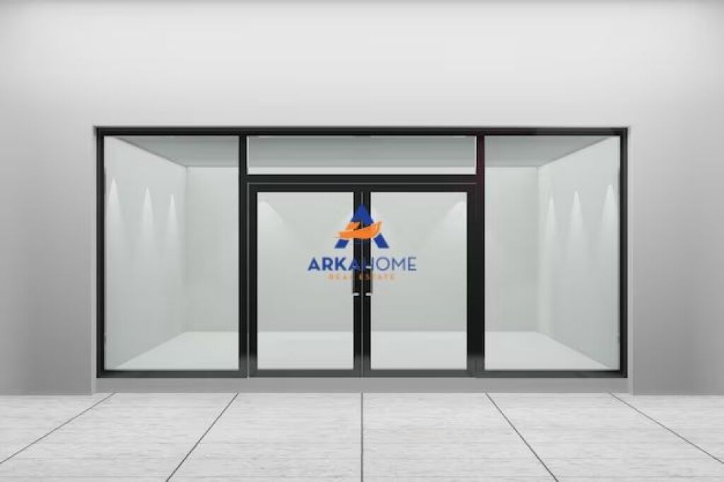 SHOP FOR SALE 35M2 " BULEVARDI ZOGU I PARE " 335,000 EURO