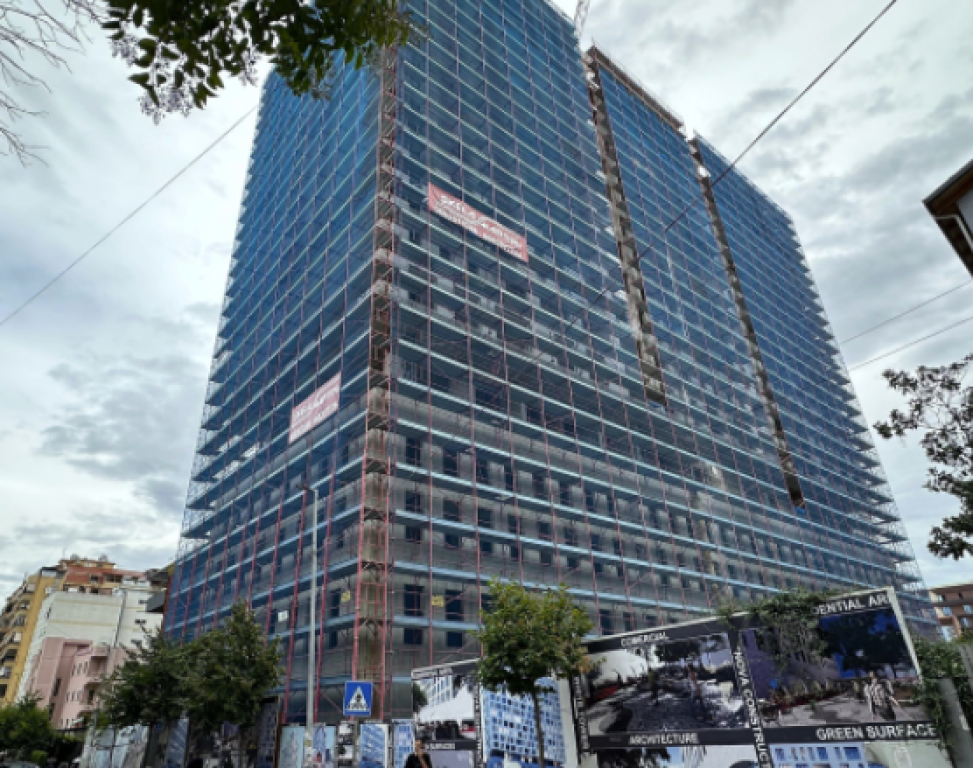 🏙️ SHITET DUBLEKS 4+1 – WHITE TOWER   