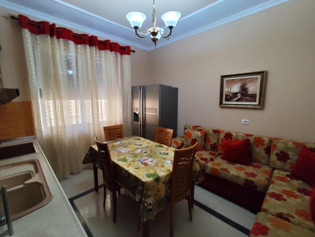 Apartment for rent Skenderbej Square