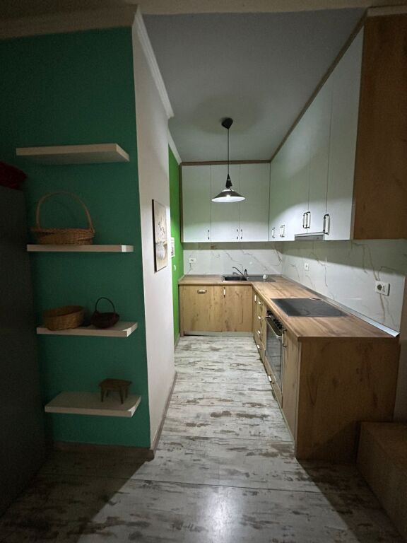 Apartament 2+1 per qira Komuna e Parisit !