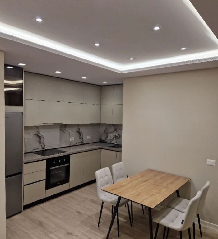 Affitto | Appartamento 2 + 1+Blk| Yzberisht | 500 €/mese