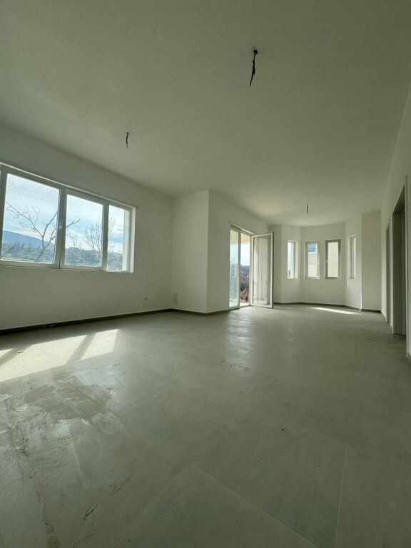 🏡 Shitet Vile 3 kateshe te Collina Verde, TEG