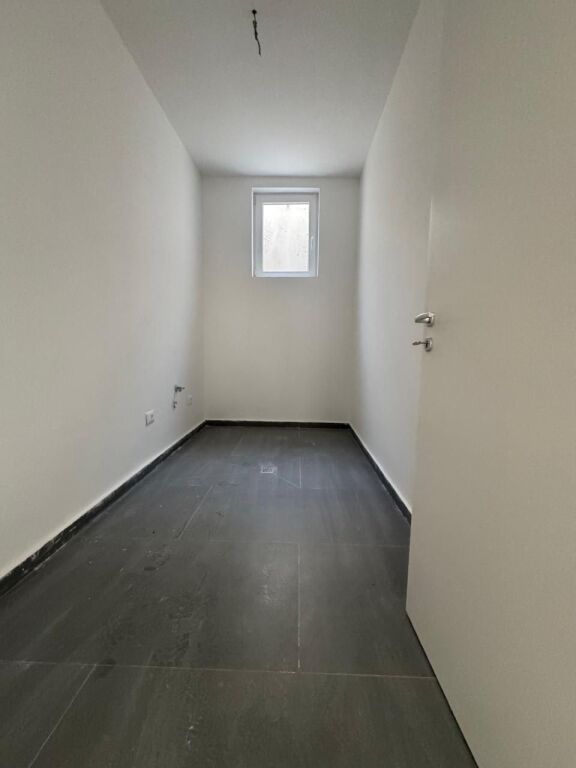 🏡 Shitet Vile 3 kateshe te Collina Verde, TEG