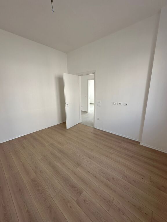 🏡 Villa su 3 Piani in Vendita – Collina Verde, vicino a TEG