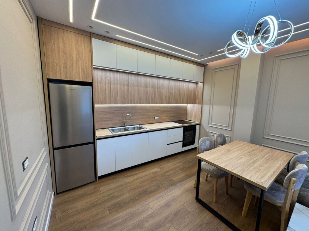 super apartament me qira tek kodra e Priftit