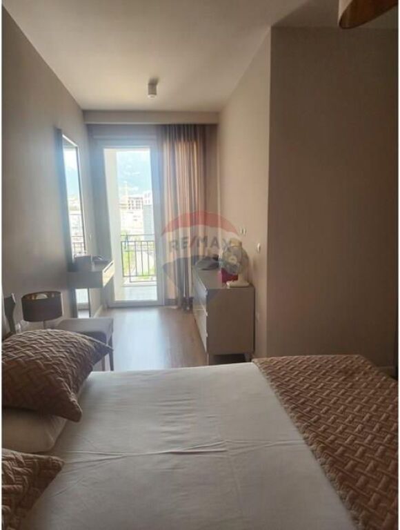 Apartament 1+1 me qera Marteniteti i Ri
