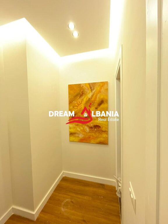 Appartamento 2+1 in Affitto Rr. Hoxha Tahsim – Tirana (ID 42215500) F