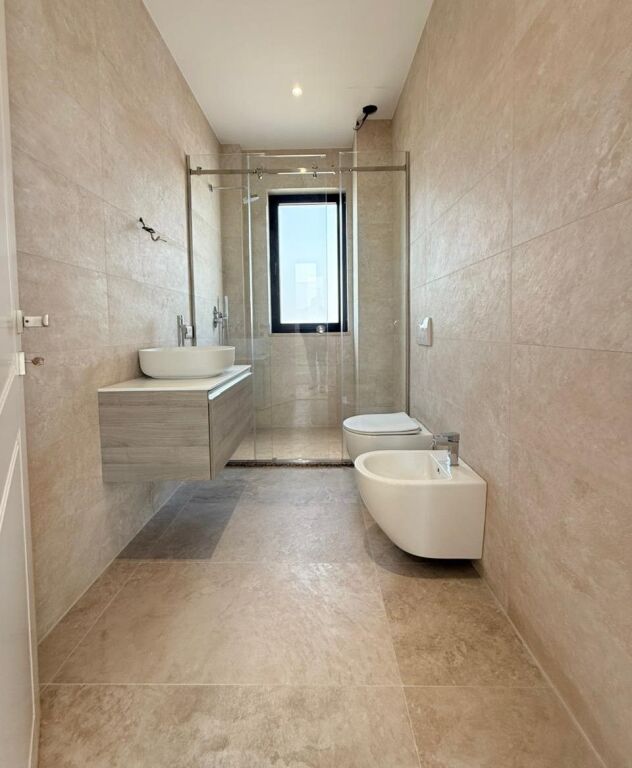 🏡 Villa di Lusso con Piscina in Vendita – Mjull Bathore, vicino a TEG