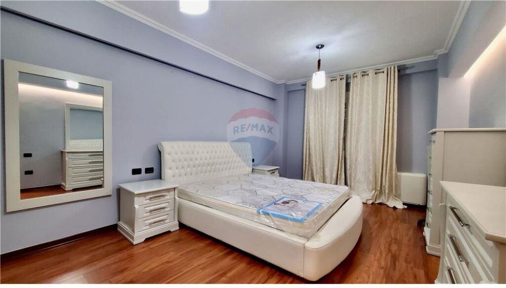 Appartamento 3+1+2 in affitto Blloku