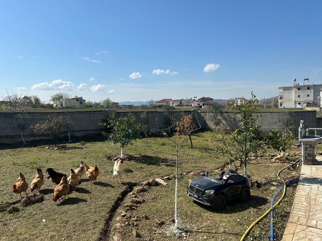 Private House for Sale - Tapizes Lake