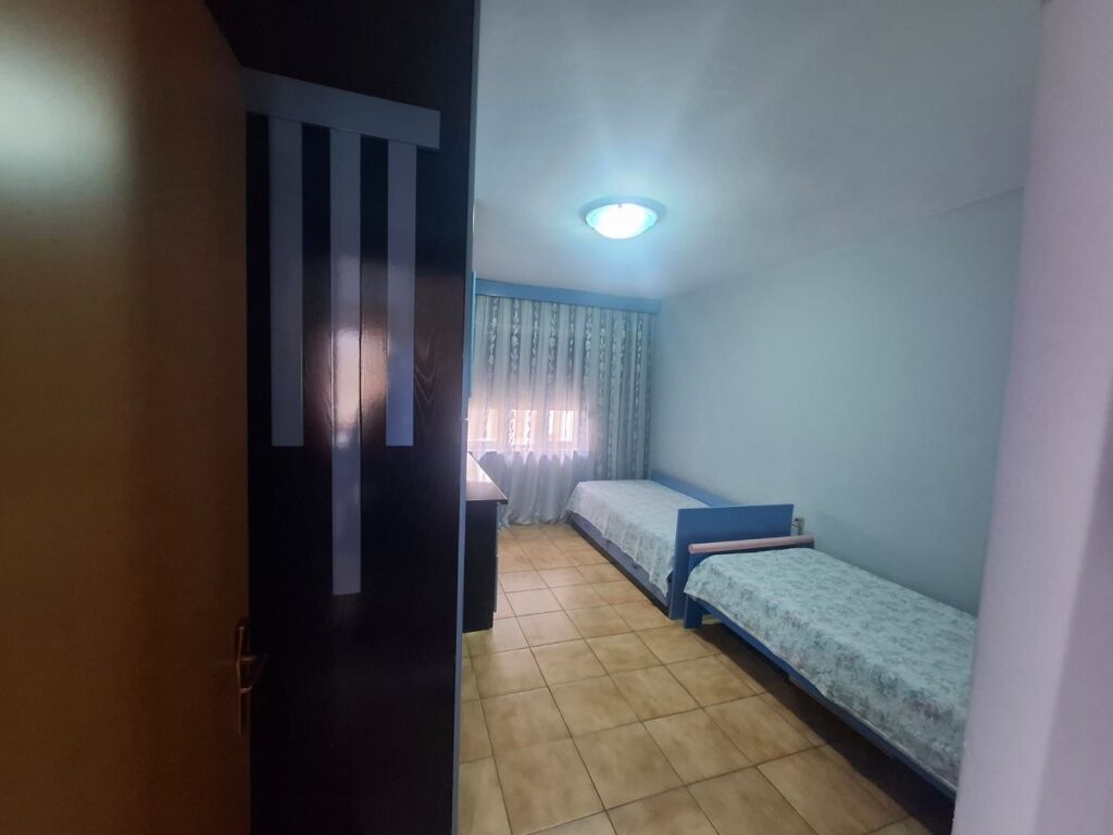  Appartamento 2+1 in Affitto a Lungo Termine – Vicino alla Scuola di Musica, Vlora