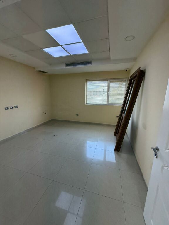 🚀 Ambiente Commerciale a Shkozet – 150m², Solo 600€/Mese! 🚀