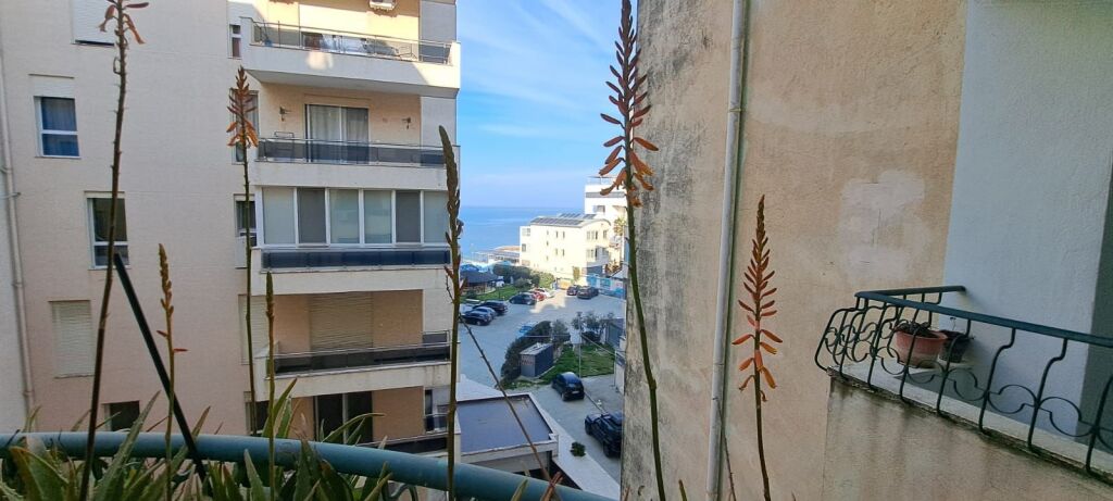 Apartment 2+1+2 + 2 Balconies, for rent, sea view, Vollga Durres
