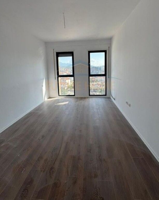 In vendita, Appartamento 2+1+Posto Auto, Complesso ASL 2