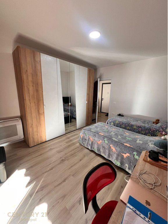 Shitet apartament 2+1+Post Parkimi ne Astir! 179,000 € Sip. Totale  92m2