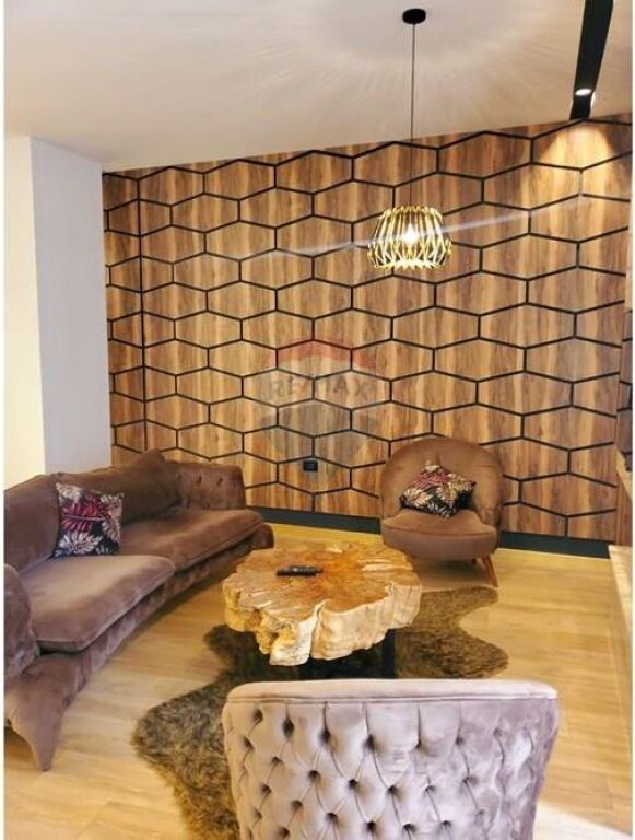 Apartment - For Rent - Elbasan Street, Tirana