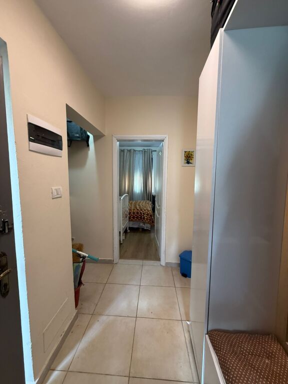 Shitet Apartament 1+1 – Harry Fultz, Tiranë