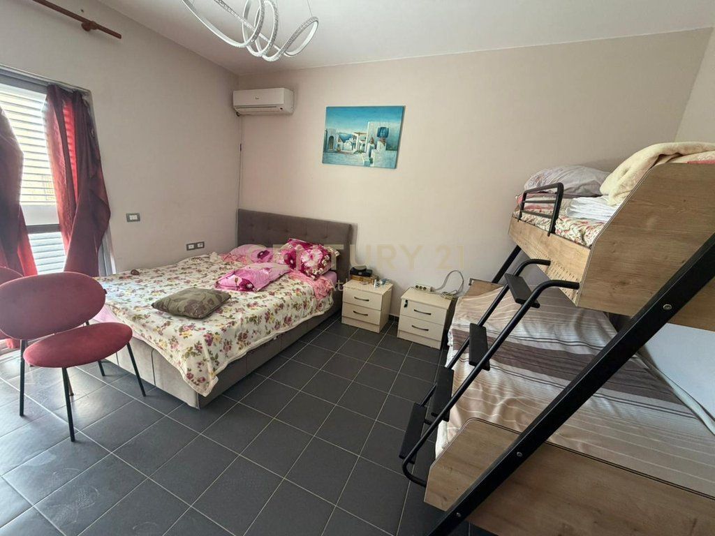 Appartamento 1+1 in Vendita a Shkëmbin e Kavajës, Durrës 70.000 € 
