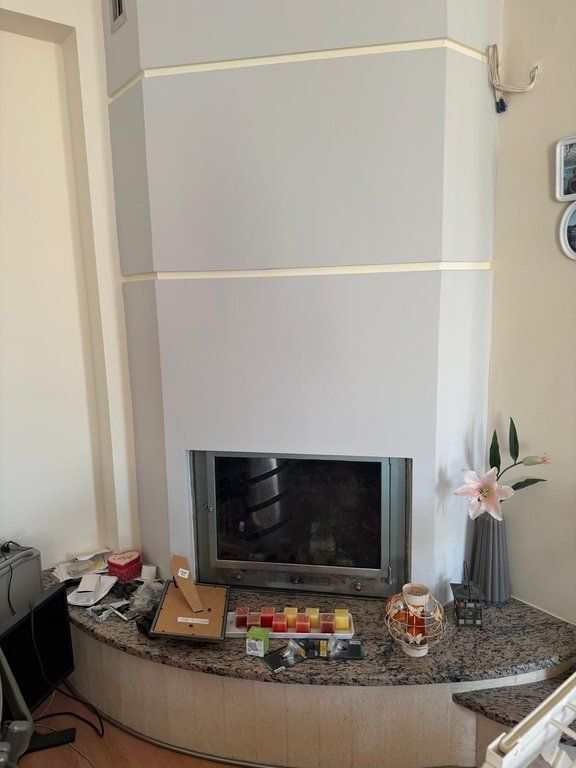 SARANDË, SHESIM OBJEKT 4- KATËSH ME PAMJE NGA DETI 1,700,000 €