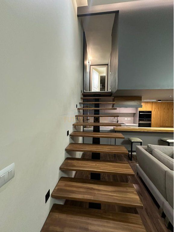 Shitet, Duplex 2+1, Fresk , Tiranë