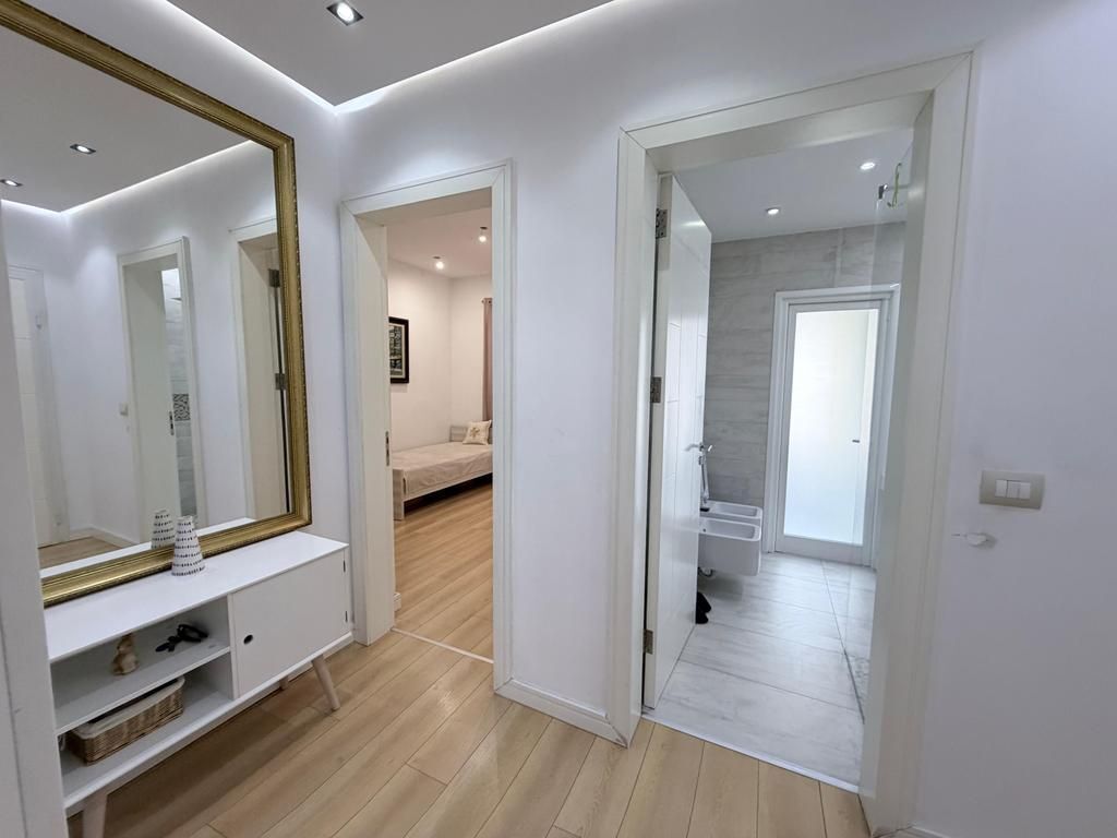 KAFE FLORA, SHESIM APARTAMENT 3+1