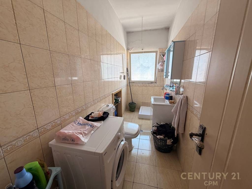 SHITET APARTAMENT 1+1 NE VASIL SHANTO