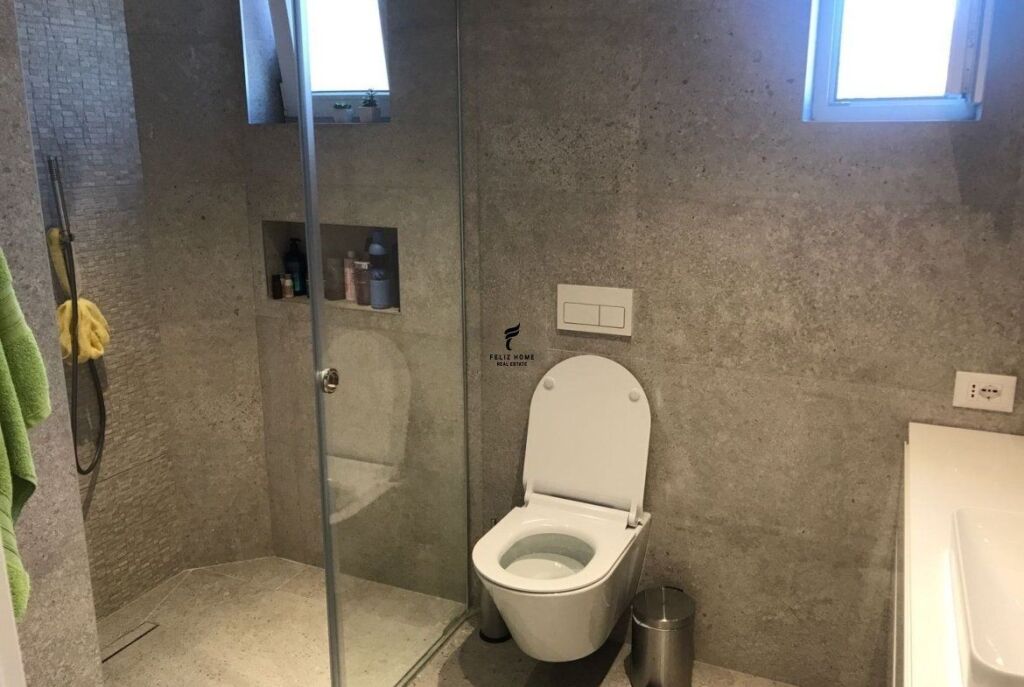 FOR SALE APARTMENT 1+1 CENTER 195,000 EURO FH-64509