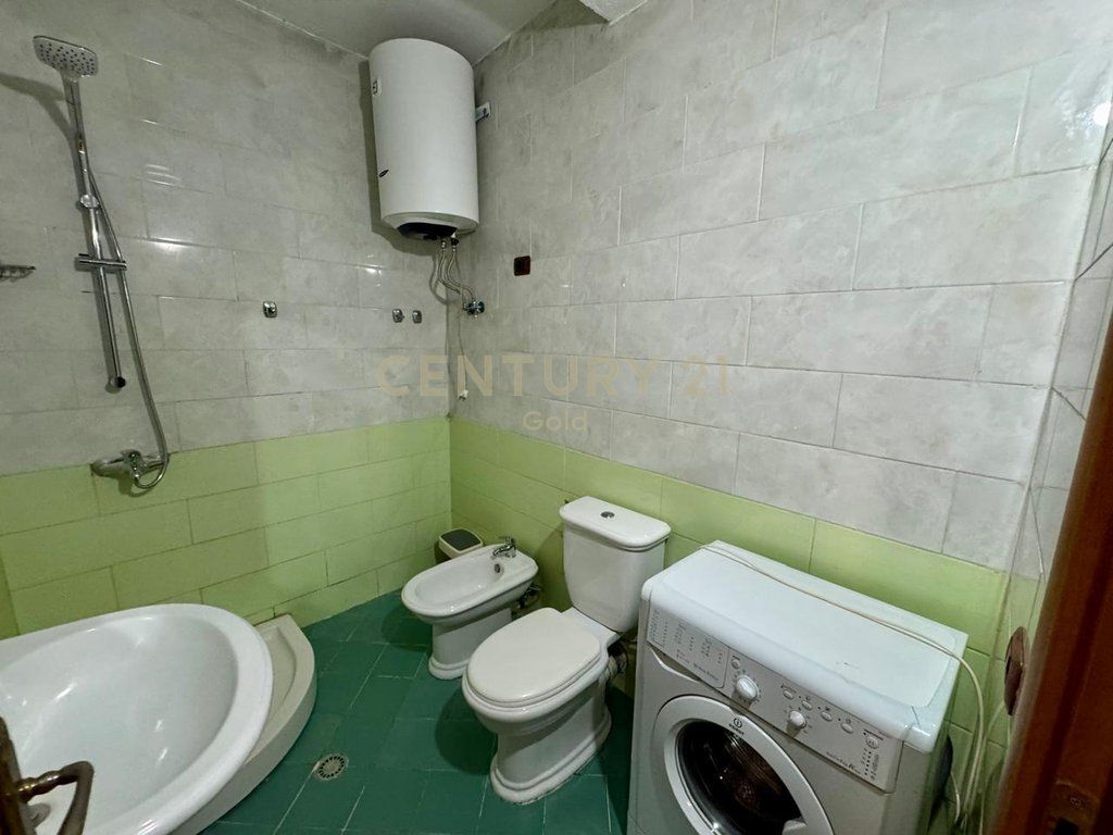 Kodra e Diellit, We rent out 2+1+2 apartment
