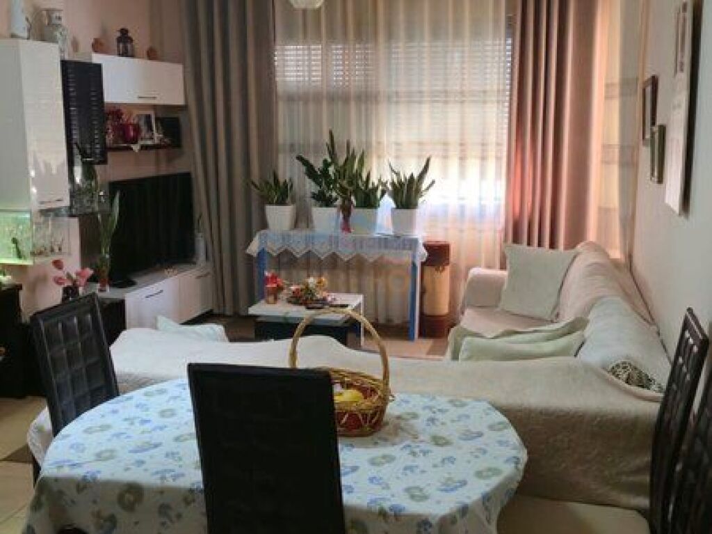 In vendita, Appartamento 2+1, Yzberisht, Tirana