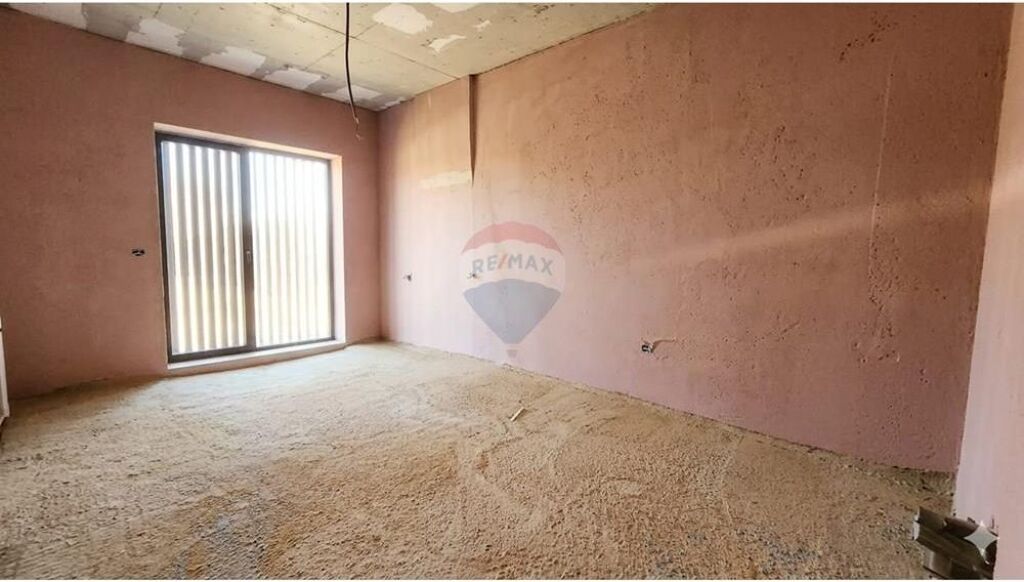 Duplex for sale in the Mjull Bathores area of Diellon Residence.