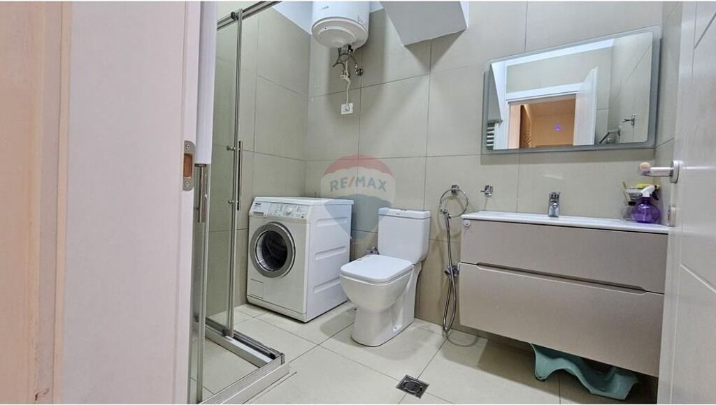 Apartament - Për Qira - Shallvaret, Tiranë