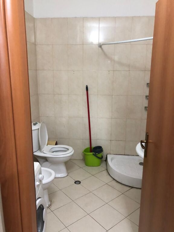 Affittasi appartamento 1+1, Zona Selvia, vicino al Complesso Halili