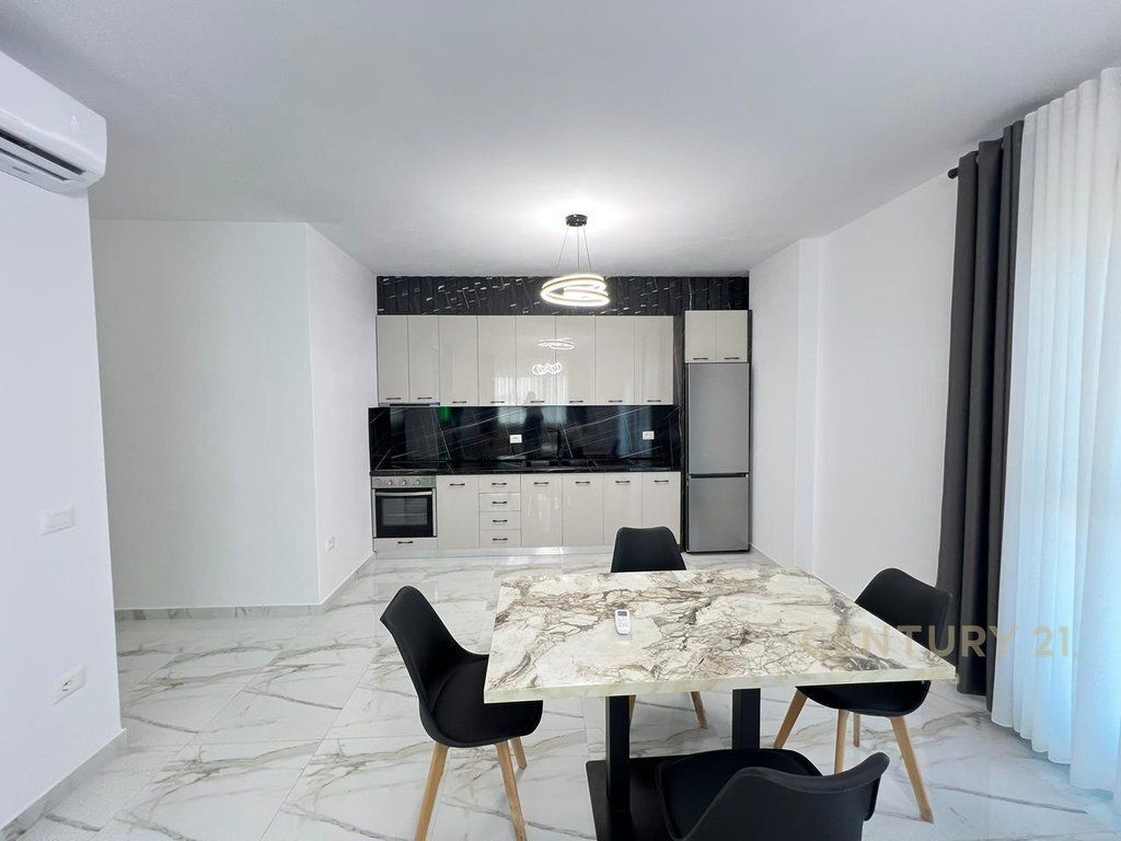 APARTMENT 2+1+PARKING SPACE FOR RENT AT TRIO TOWER 800 € /Month Total Area 120m2