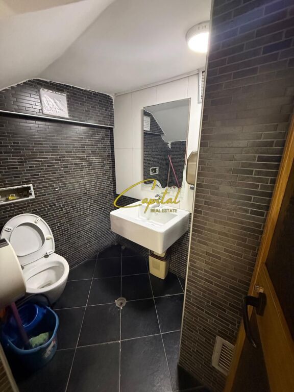 BUSINESS PREMISES FOR SALE 147 M2 ELBASAN ROAD 530,000 EURO