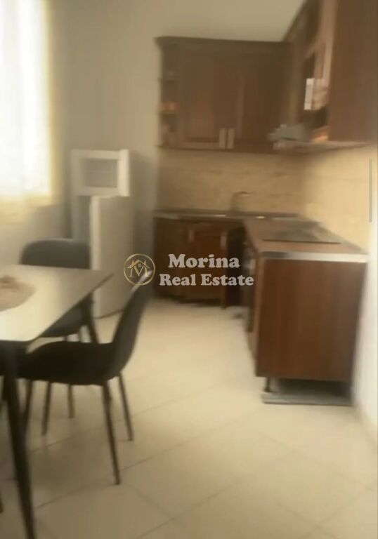 Qera | Shtëpi private 2 + 1 | Yzberisht | 400 €/muaj