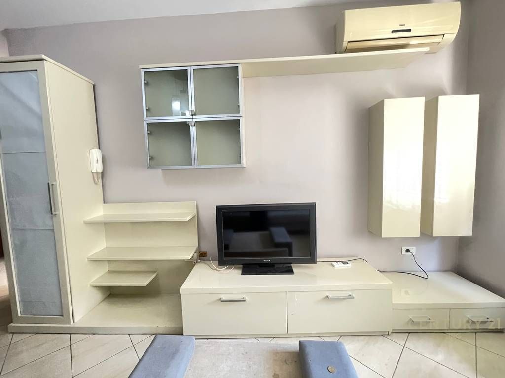 APARTMENT 1+1 FOR RENT NEAR THE MAGNET COMPLEX – 21 DECEMBER 550 € /Month Total Area  60m2