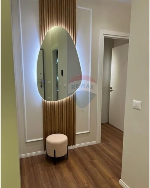 Ofrohet apartament 1+1 me qira tek rezidenca Erli, Porcelan.