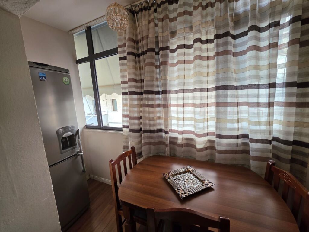 Affittasi 1+1 a Komuna