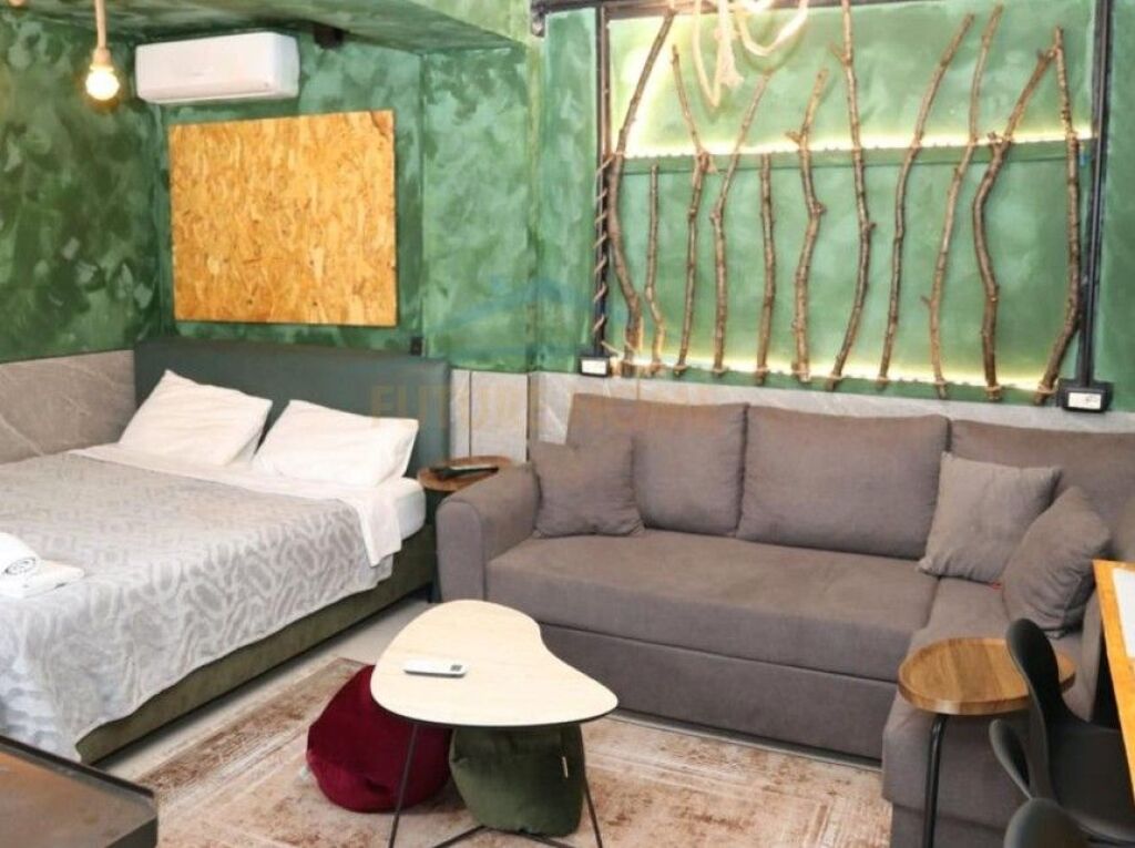 Qera ,2 Studio+Apartament 2+1 +2 Poste Parkimi , Laprake , Tirane