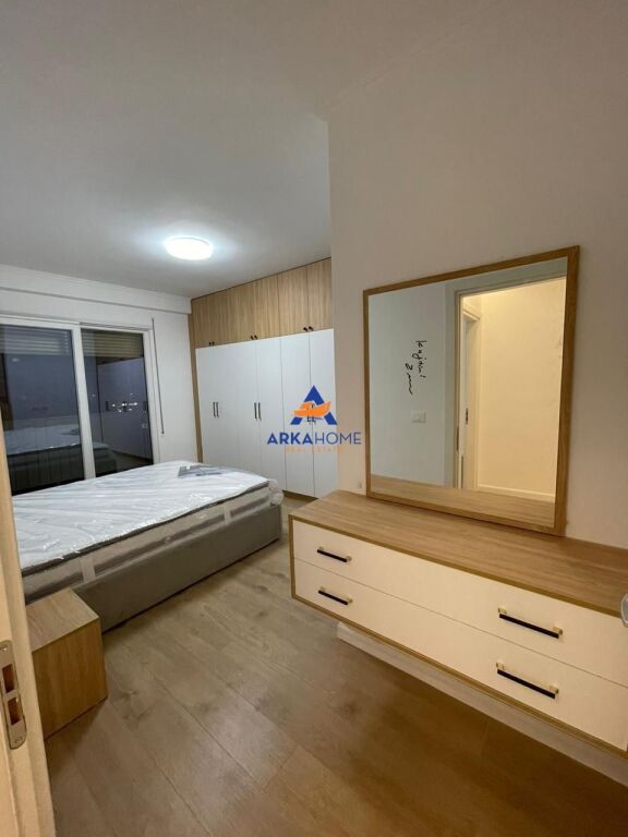 VENDESI APPARTAMENTO 2+1+2+VERANDA PRESSO “RESIDENZA KLENSI” 270.000 EURO